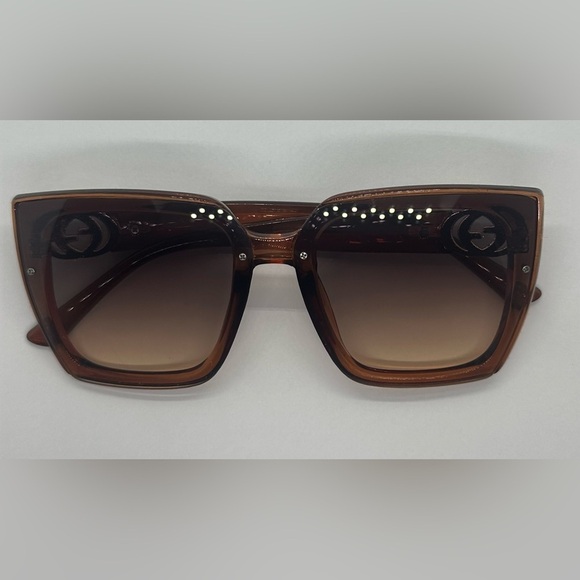 NWT Trendy Oversized Square Brown Gradient Sunglasses | Chic Vintage Style UV400 main image 14